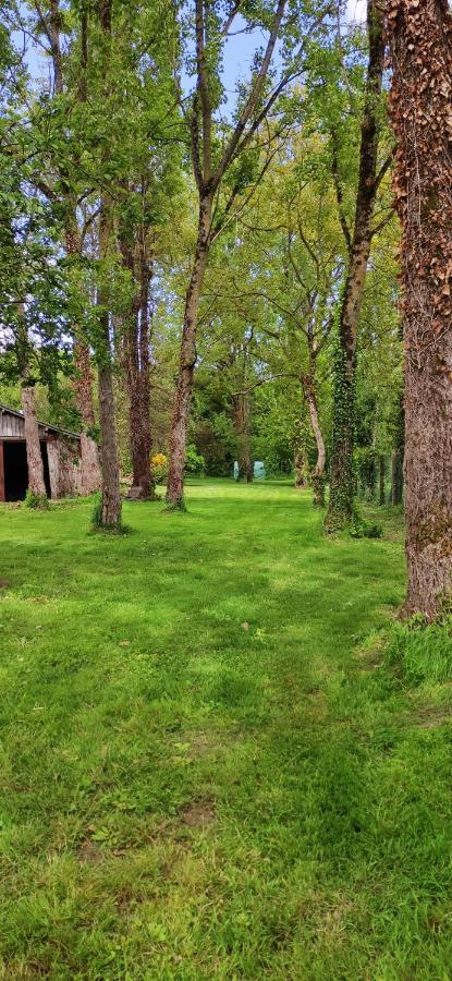 Le Gite De L'Ecurie Forges-la-Foret 外观 照片